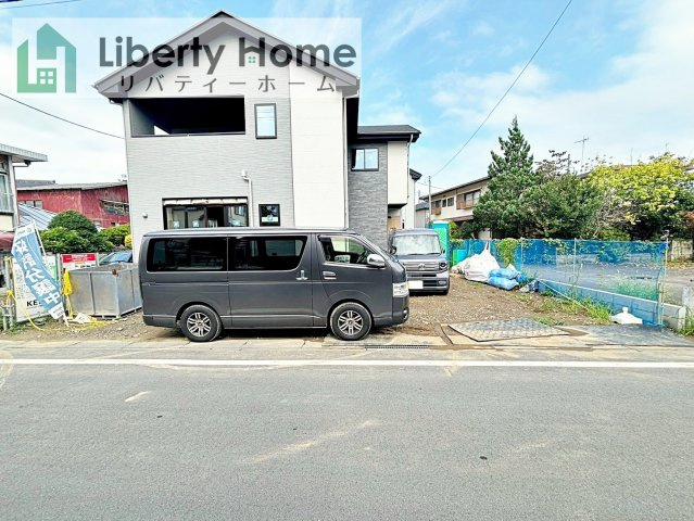 土浦市文京町2期　新築戸建　1号棟の前面道路含む現地写真