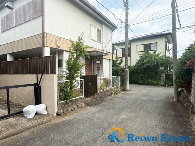 売地　茅ヶ崎市東海岸北5丁目の前面道路含む現地写真