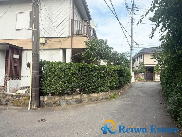 売地　茅ヶ崎市東海岸北5丁目の前面道路含む現地写真