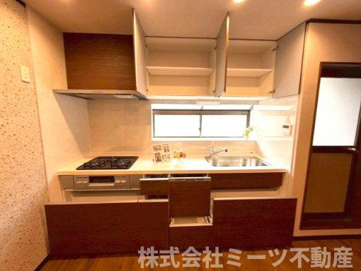 末広町　中古戸建　2280のキッチン