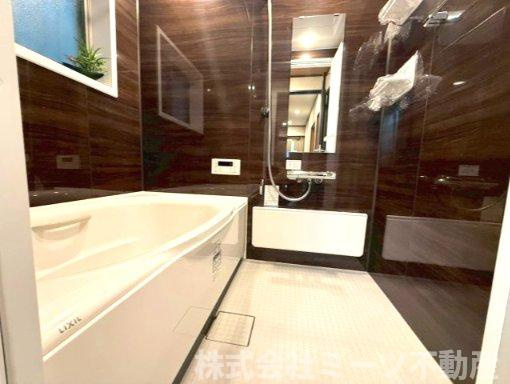 末広町　中古戸建　2280の浴室