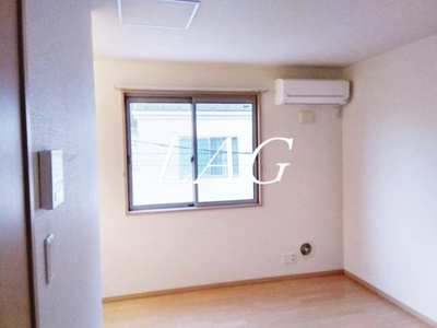 【居間・リビング】 | ＣＲＥＡ | 洋室のお部屋です。