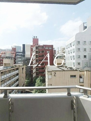 【バルコニー】 | ガーラ・ステーション新宿御苑前 | バルコニーです。