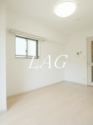 【居間・リビング】 | ガーラ・ステーション新宿御苑前 | 洋室のお部屋です。