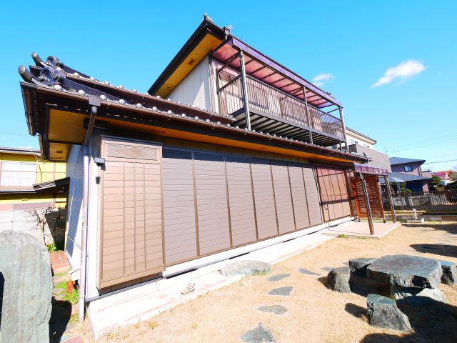 茂原市八幡原　中古戸建の外観|敷地約202坪付属建物倉庫付き日本庭園 都市ガス 閑静な立地ユニットバス・システムキッチン駐車4台可