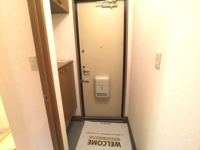 ヴェルドミール・レクスの玄関