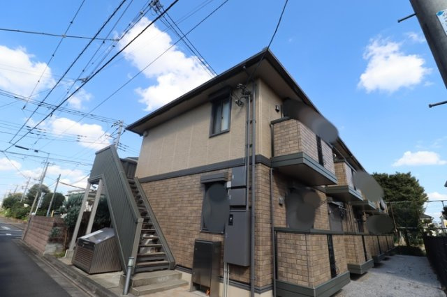 三鷹市上連雀９丁目のアパートの外観