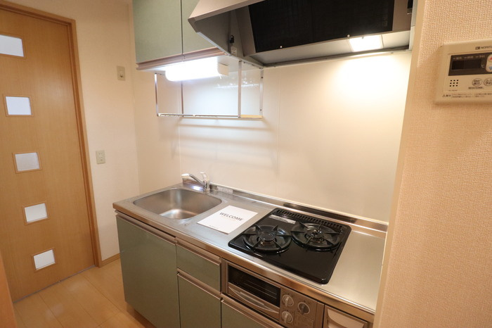 三鷹市上連雀９丁目のアパートのキッチン