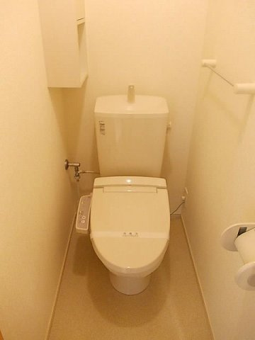 ソルディ　ルーチェのトイレ|ゆったりとした空間のトイレです
