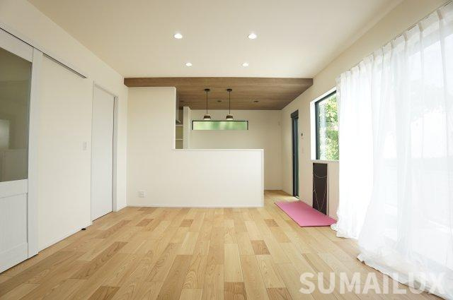 龍田２丁目戸建の居間・リビング