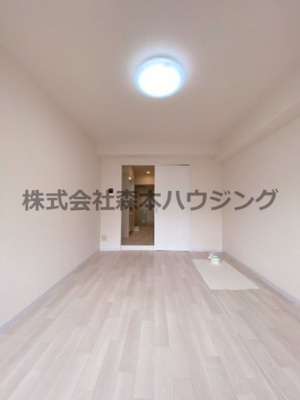 【洋室】 | 　グリーンピア守口 | 落ち着いた色調の洋室です