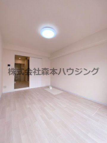 【洋室】 | 　グリーンピア守口 | 使い勝手のいい洋室です