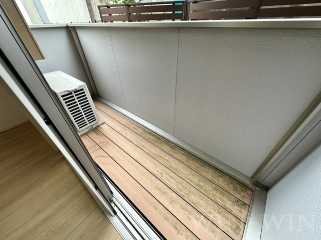 ヴィダ フェリィス 三番館のバルコニー