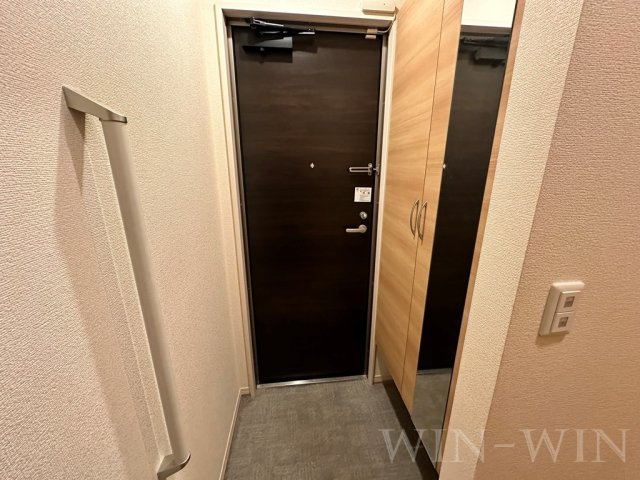 ヴィダ フェリィス 三番館の玄関