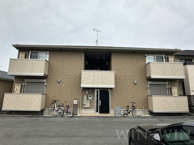 ヴィダ フェリィス 三番館の外観