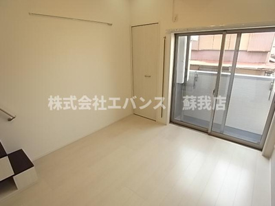 【居間・リビング】 | ハーモニーテラス亥鼻 | ゆったり過ごせる居間です