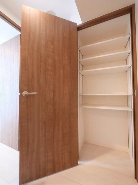 エスタート三ノ輪の収納|シューズインクローゼット