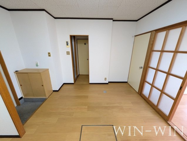 コーポアミーゴの居間・リビング|イメージ（同建物内別部屋の写真です）
