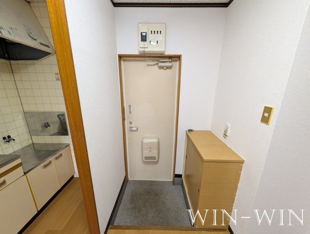 コーポアミーゴの玄関|イメージ（同建物内別部屋の写真です）