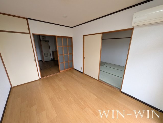 コーポアミーゴの居間・リビング|イメージ（同建物内別部屋の写真です）