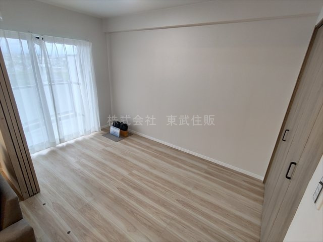 【寝室】の画像