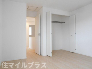 【洋室】 | 西郷村小田倉新築一戸建て4棟 | 落ち着いた色調の洋室です