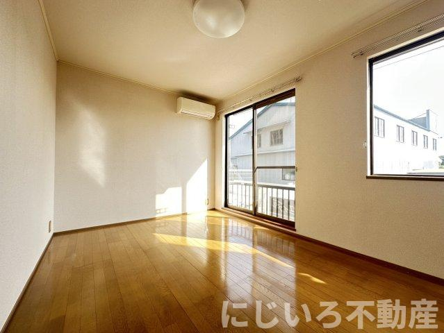 SAKURAの居間・リビング