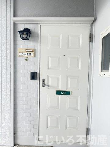 サンライフダックCの玄関