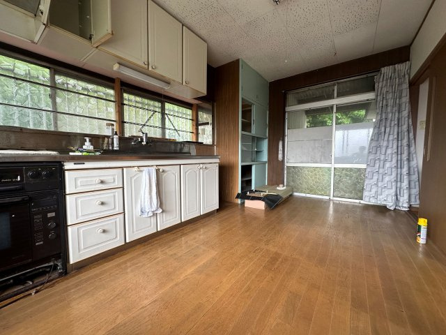 山川町戸建のキッチン