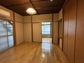 【居間・リビング】