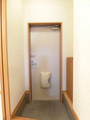【玄関】 | リベッチオ旭町