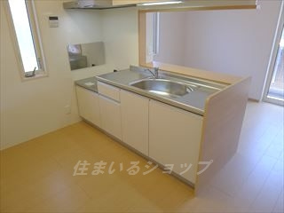 コーポラスヤナセⅢ　Ａ棟のキッチン|窓あり