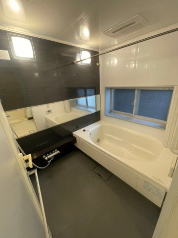 ライオンズ日吉町レジデンス【10,000円キャッシュバック対象物件】の浴室|落ち着いた空間のお風呂です