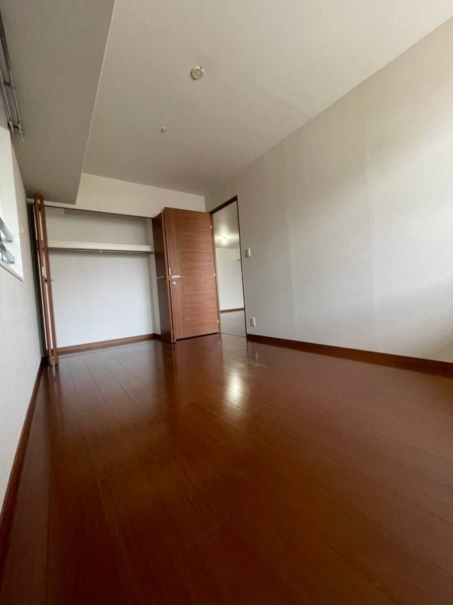 ライオンズ日吉町レジデンス【10,000円キャッシュバック対象物件】の内装|内装は落ち着いています