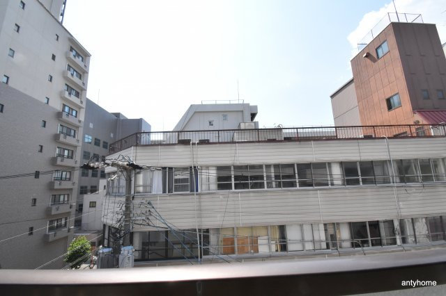 第一渡部ビル　仲介手数料無料のバルコニー