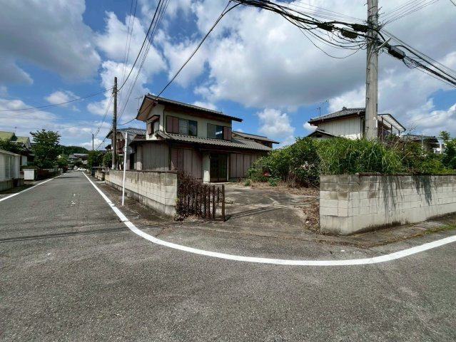 【前面道路含む現地写真】 | 高崎市城山町　中古住宅