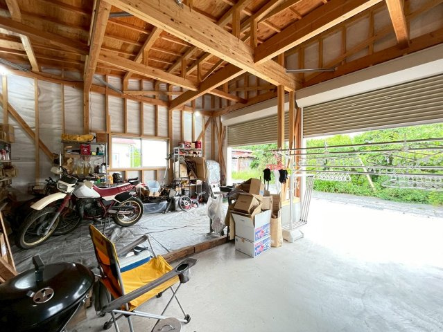 館山市笠名　中古戸建の駐車場|ガレージ　2026年6月4日撮影