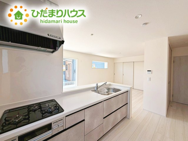 いわき市久ノ浜町第4　新築戸建　1号棟のキッチン|家族と会話しながら料理できるオープンカウンター♪