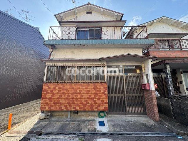 守口市梶町戸建のエントランス