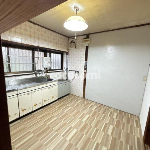 守口市梶町戸建のキッチン