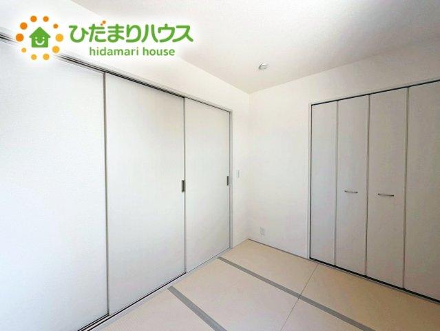 いわき市久之浜町第4　新築戸建　2号棟の和室|リビングには和室が隣接し、お子様の遊び場や家事スペースにも大活躍です☆
