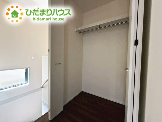 いわき市久之浜町第4　新築戸建　2号棟の収納|便利な廊下収納があるので掃除機や買いだめする洗面所用品はもちろん、箱買いしたペットボトルまでしまえます(^^)
