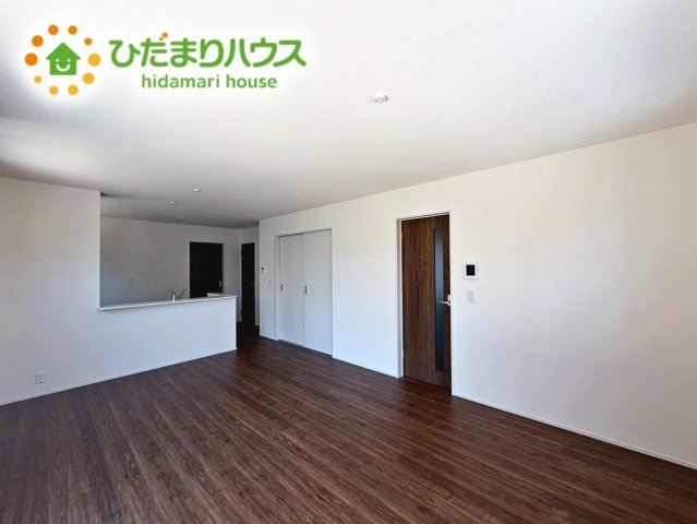 いわき市久之浜町第4　新築戸建　2号棟の居間・リビング|早くお仕事終わらせて、家に帰りたくなるようなリビングです(^^♪