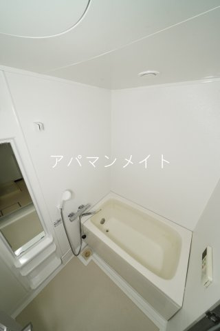 【浴室】 | メゾンデフォンティヌ | ゆったり過ごせるお風呂です