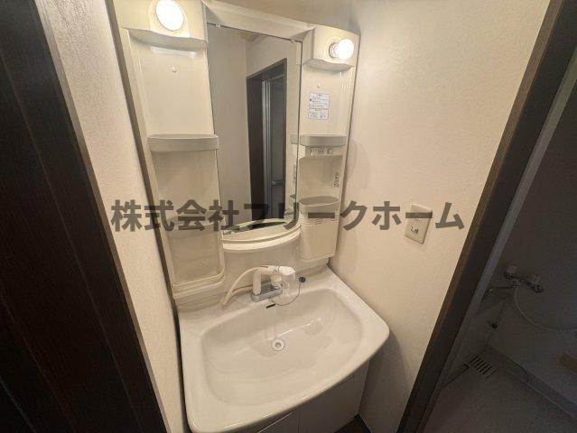 三鷹市牟礼６丁目のアパートの洗面所