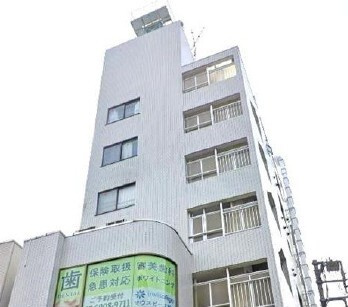 レアル新宿の外観
