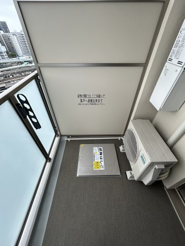 【バルコニー】セレニテ神戸駅前アリエ