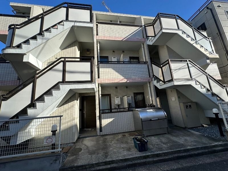ベルメゾン池袋の外観
