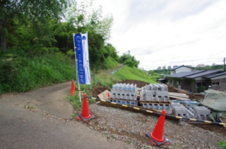 【前面道路含む現地写真】 | 【仲介手数料無料！！】八王子市中山　新築戸建て（全3棟）1号棟　3480万円