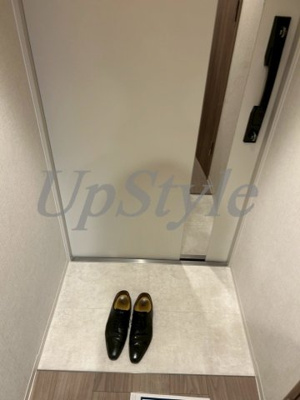 【玄関】 | クレヴィアリグゼ日暮里根岸